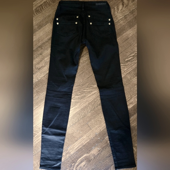 Rock & Rebublic Black Skinny Jeans - Picture 3 of 7